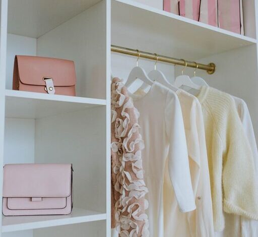 How to Store Seasonal Clothes Efficiently
